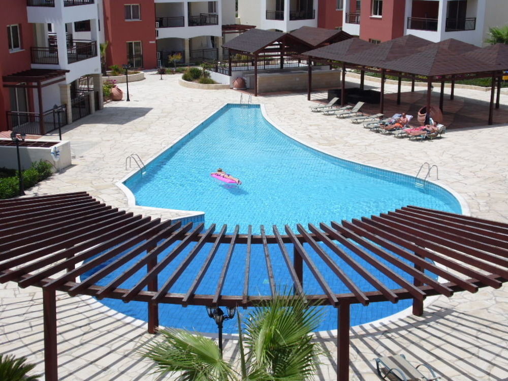 Adriana Holiday Resort Paphos Extérieur photo